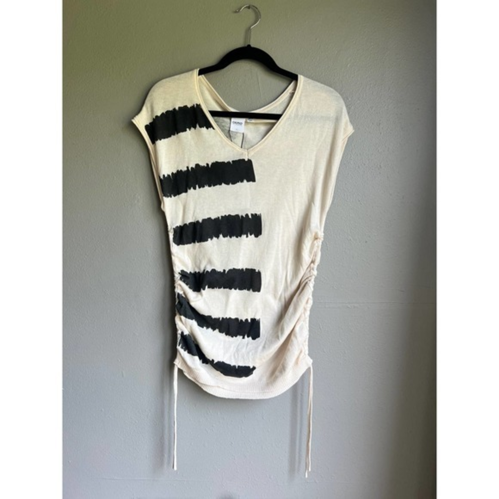 Oxmo Side Cinched V‎ Neck Sweater Short Sleeve Top Womens Small
